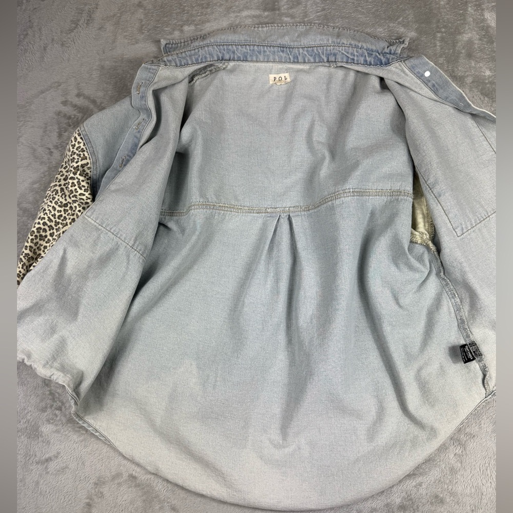 POL boutique jacket sz small oversized fit with animal print sleeves - Picture 11 of 12